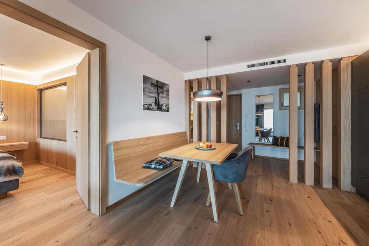Dornsberg Panoramic Apartments シェーナ エクステリア 写真